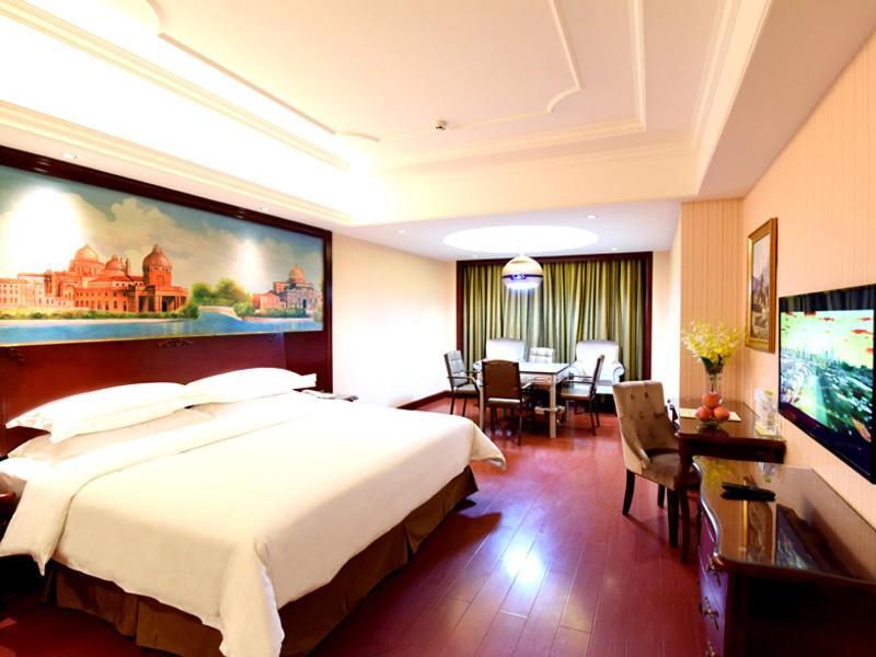 Vienna Hotel Loudi Chunyuan Pedestrian Street מראה חיצוני תמונה