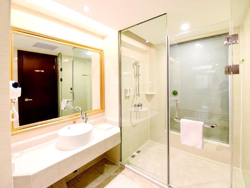 Vienna Hotel Loudi Chunyuan Pedestrian Street מראה חיצוני תמונה
